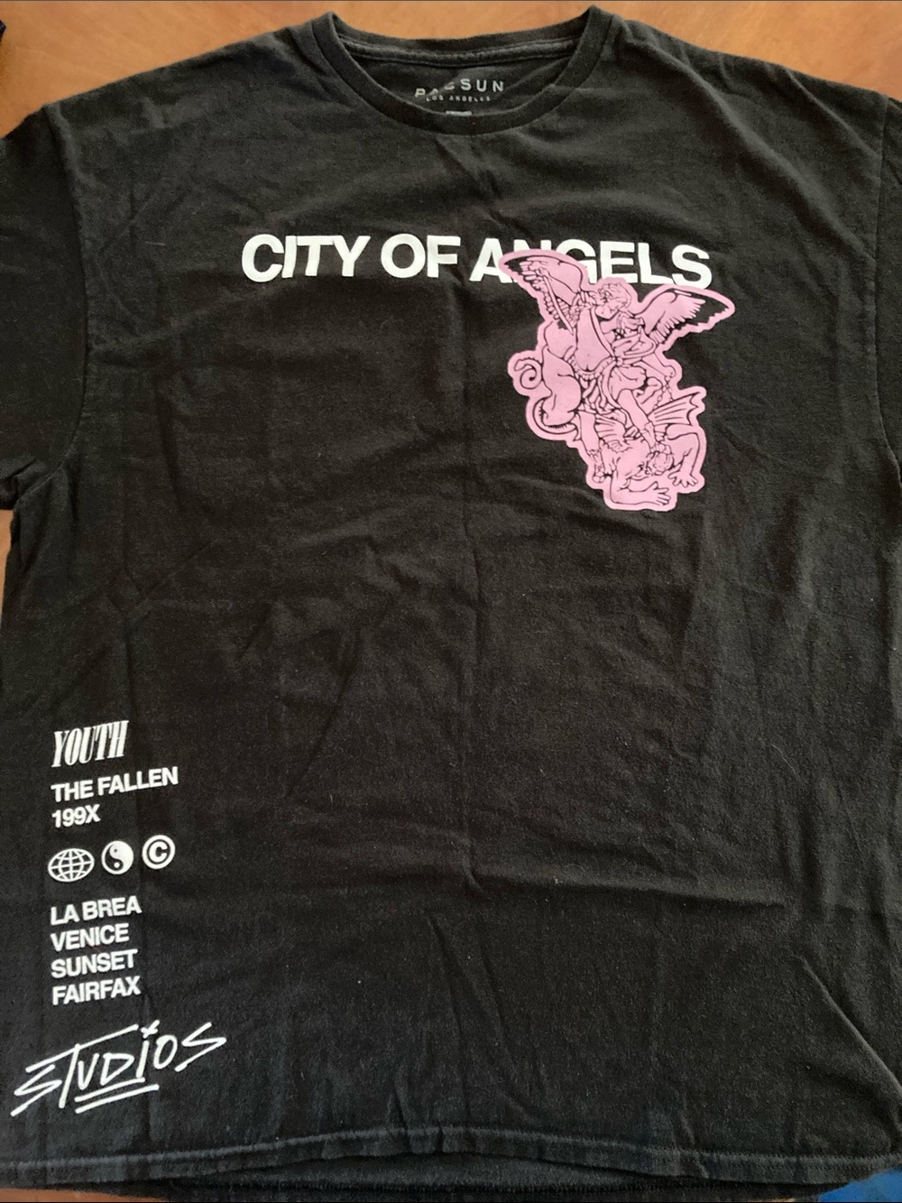 XL PacSun Black Tee with Pink Angel Graphic and White 'City of Angels' Print